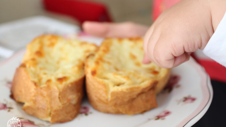 fırında yumurtalı ekmek