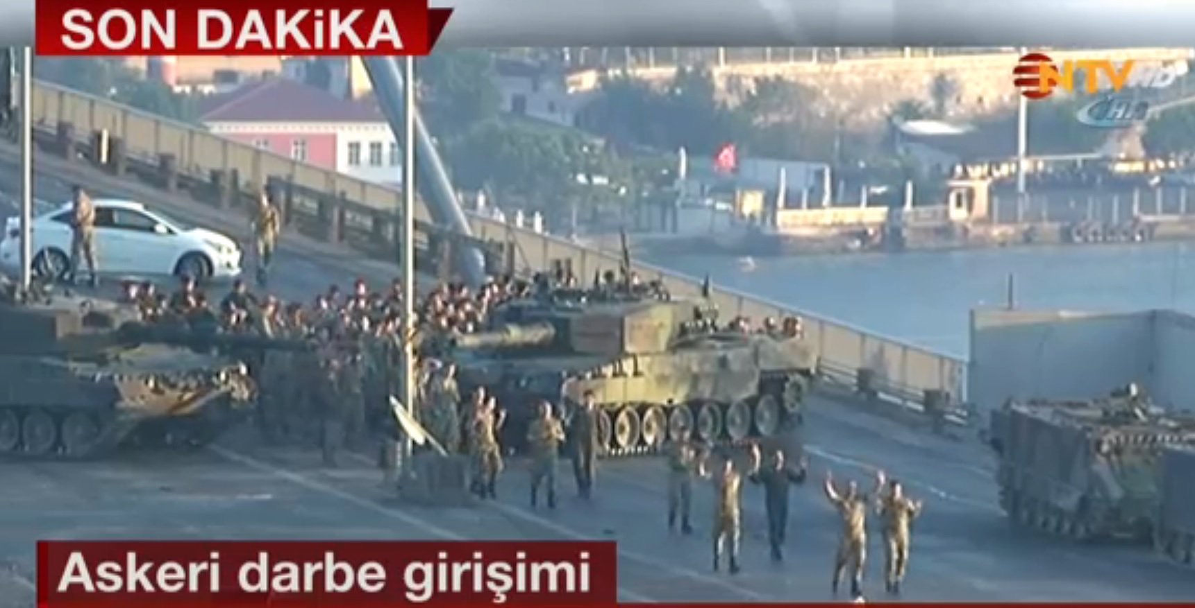 Yıkılmadık, ayaktayız! 1 image