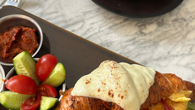 qubish üsküdar kafe